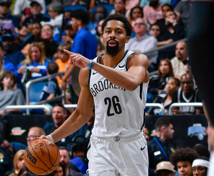 半岛体育官网-丁维迪表态愿加盟火箭，球队后卫线或迎补强|控卫|谢泼德|体育赛事讨论|NBA球员转会|休斯敦火箭队_新浪新闻